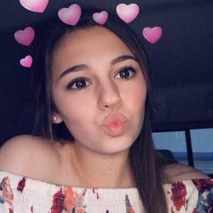 Meet your Posher, Ella